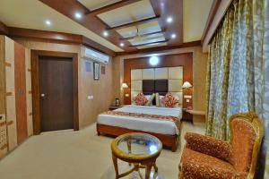 Μια τηλεόραση ή/και κέντρο ψυχαγωγίας στο Hotel Sidharth