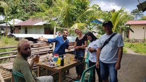 入住Raja Ampat Sandy Guesthouse的客人