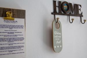 Certifikát, ocenenie alebo iný dokument vystavený v ubytovaní Pontoria Stegna Studios