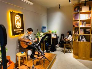 入住木来精品酒店的客人