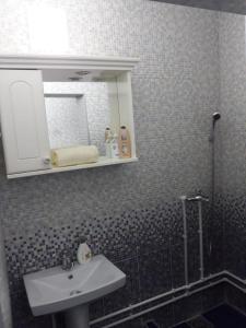 Koupelna v ubytování Hostel Yugoslavija 1