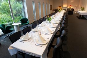 Dolphin Hotel Herning餐厅或其他用餐的地方