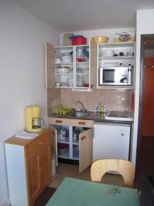 Кухня или мини-кухня в Col de Rousset - App. 2 P
