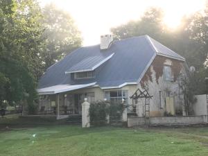 Budova, kde se chata nachází