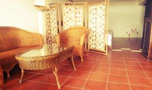 A seating area at Mishe B&B也可包棟民宿