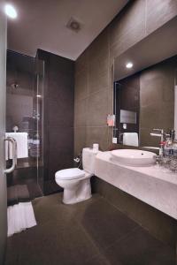 Gallery image of favehotel LTC Glodok in Jakarta