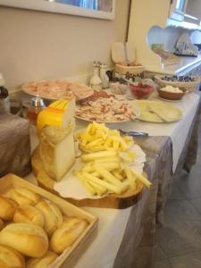 Menjar a l'hotel o a prop