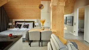 Posteľ alebo postele v izbe v ubytovaní Antałówka Apartments Zakopane + 37 fotografií