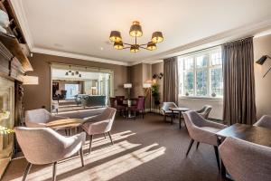 Posezení v ubytování Edgbaston Park Hotel Birmingham