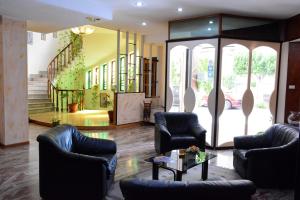 Posezení v ubytování Castelvetere Hotel