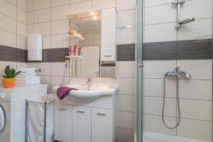 ห้องน้ำของ Apartments Vojin