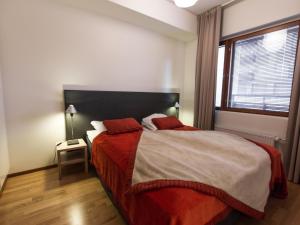 En eller flere senge i et værelse på Holiday Home Nordic chalet 9208 by Interhome + 6 billeder