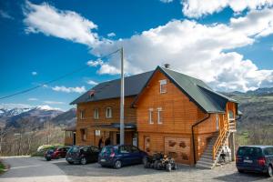 Nespecifikovaný výhled na hory nebo výhled na hory při pohledu z bed and breakfast