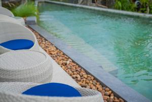 Bazén v ubytování The Woods Natural Park Resort Phuket nebo v jeho okolí