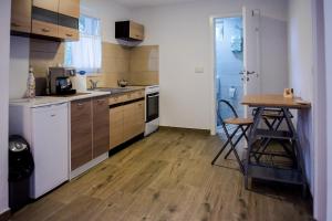 Köök või kööginurk majutusasutuses Apartments Anra