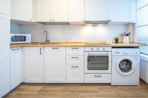 Kuchyňa alebo kuchynka v ubytovaní Apartamento Albatro´s suite
