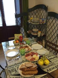 Cibo presso il bed & breakfast o nelle vicinanze