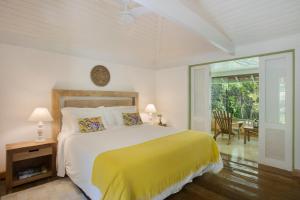 Cama ou camas em um quarto em Eco Resort Hotel Villa São Romão