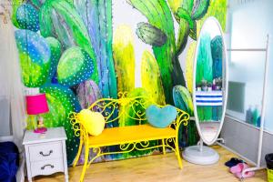 Foto sihtkohas Huizhou asuva majutusasutuse Yellow House Hostel Huizhou West Lake galeriist