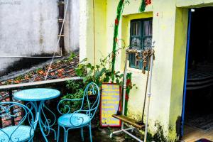 Aed väljaspool majutusasutust Yellow House Hostel Huizhou West Lake