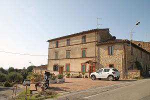 The building in which Az apartmant is located