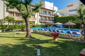 Gallery image of Apartamentos Can Denga in Port de Pollensa