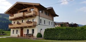 Budova, v ktorej sa apartmán nachádza