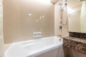Suite @ Sunway Pyramid Mall的一间浴室