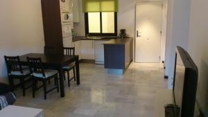 Kuchyňa alebo kuchynka v ubytovaní Apartamento Ayamonte golf Costa Esuri