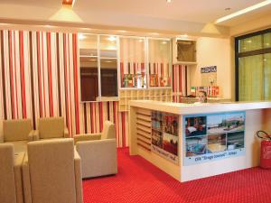 Predel za sedenje v nastanitvi Holiday Park CFK