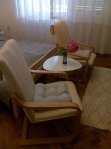 Uma área de estar em Citadela