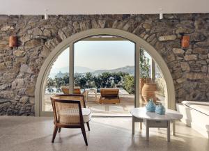 Posezení v ubytování Belvedere Mykonos - Hilltop Rooms & Suites - The Leading Hotels of the World