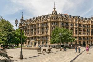 The building in which Az apartmant is located