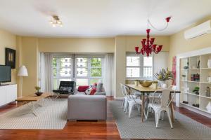 A seating area at Heros by Forever Rentals