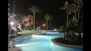 The swimming pool at or close to MI CAPRICHO 2F BEACHFRONT- Apartment with sea view - Costa del Sol