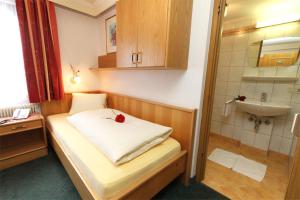 Koupelna v ubytování Hotel Mitterer + 13 fotografií