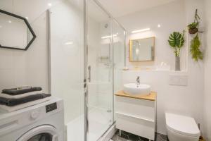 Gallery image of Studio Confort O NICO-Dormiratoulouse Colomiers in Colomiers +14 photos