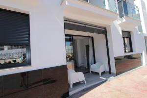 Imagen de la galería de Apartamento 3 Gran8Nerja, en Nerja 33 fotos más