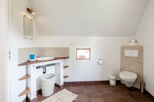 Vonios kambarys apgyvendinimo įstaigoje Chambres et table d'hôtes La Panacée