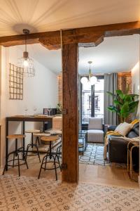 Et opholdsområde på Safari AC by Staynnapartments