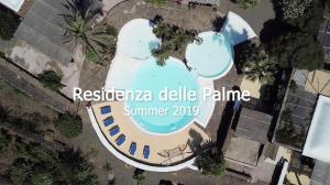 Výhled na bazén z ubytování Residenza delle Palme nebo okolí
