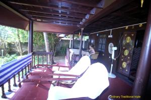 Posezení v ubytování Varkala Marine Palace