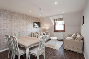 Gallery image of City Retreat Edinburgh ApartHotels in Edinburgh