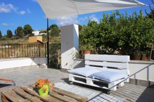 A balcony or terrace at Appartamento Il Mandorlo - Custonaci
