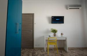 TV a/nebo společenská místnost v ubytování Sale e Sabbia