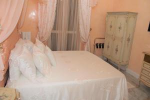 Postel nebo postele na pokoji v ubytování FD Luxury rooms
