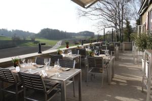 Restaurace v ubytování Hotel & Restaurant Schloss Schwandegg