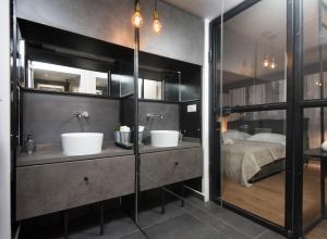 Sibinicum luxury roomsにあるベッド