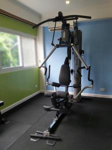 Fitness centrum a/nebo fitness zařízení v ubytování Hotel Morobe