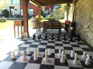 Fotografie z fotogalerie ubytování Apartamentos El Hospital de Villahormes v destinaci Villahormes